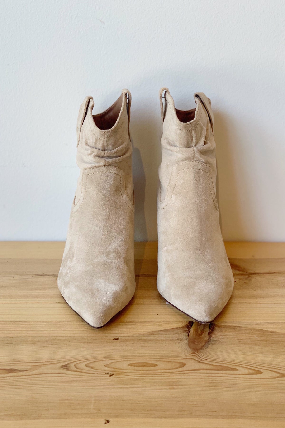 mode, open heart bootie
