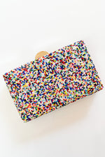 mode, Life in color clutch
