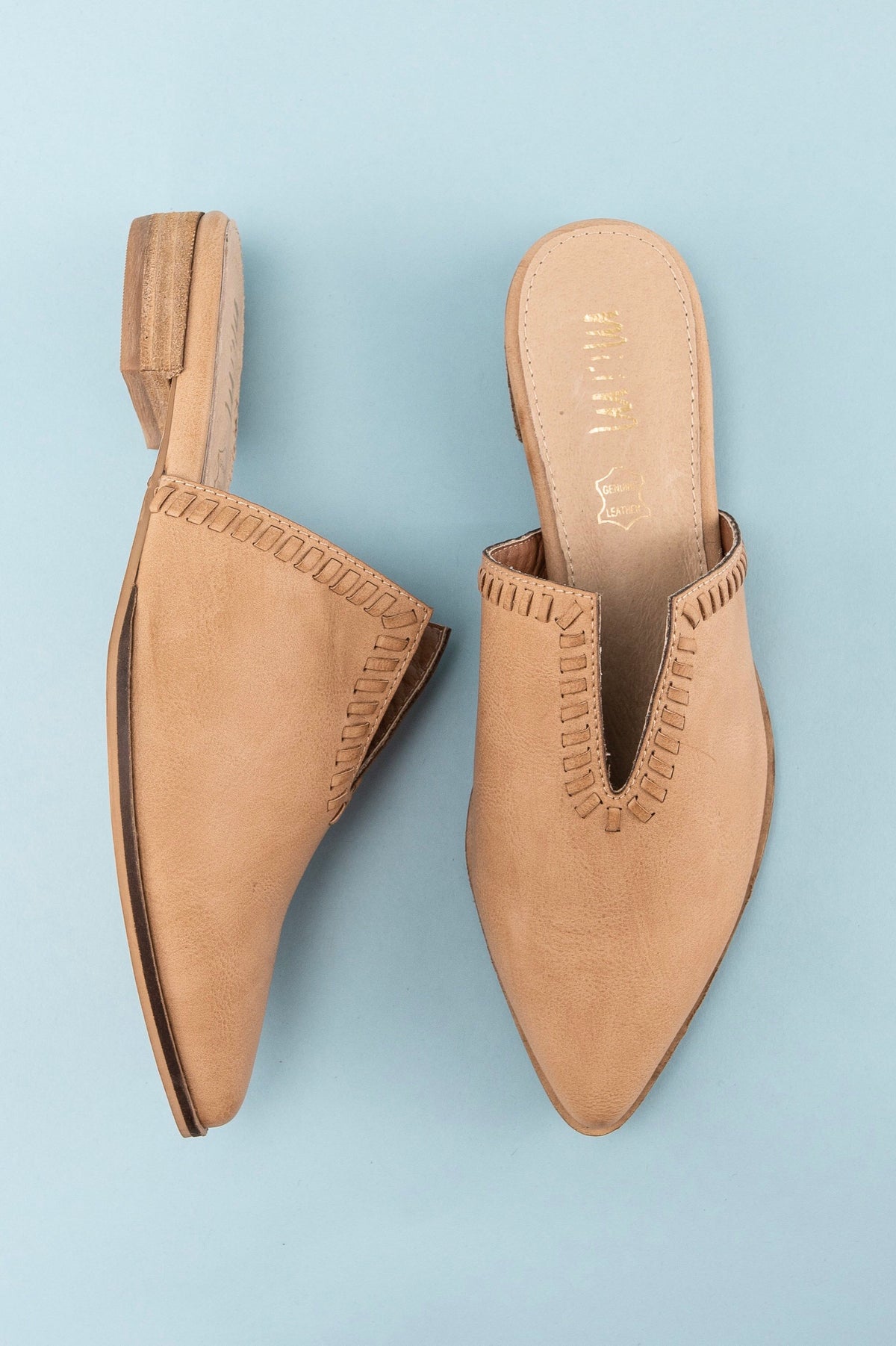 mode, Sophia v cut pointed mule
