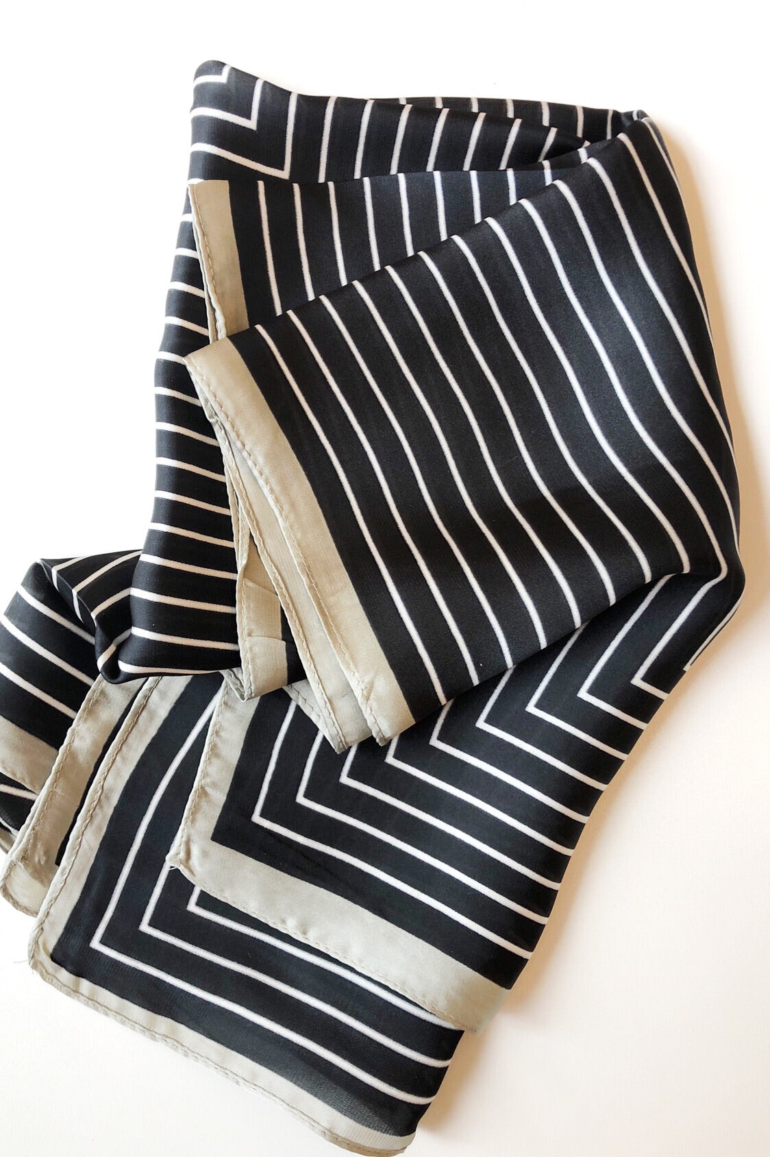 mode, heather square scarf