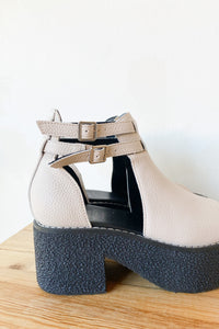 mode, elizabeth platform