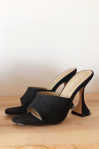 mode, just as nice heel