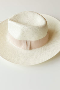 mode, light at the end hat
