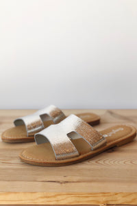 mode, into the sun sandal