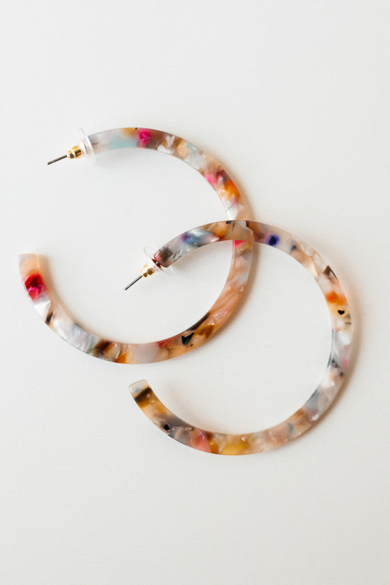 mode, hands free hoop earring