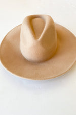 mode, here and there hat
