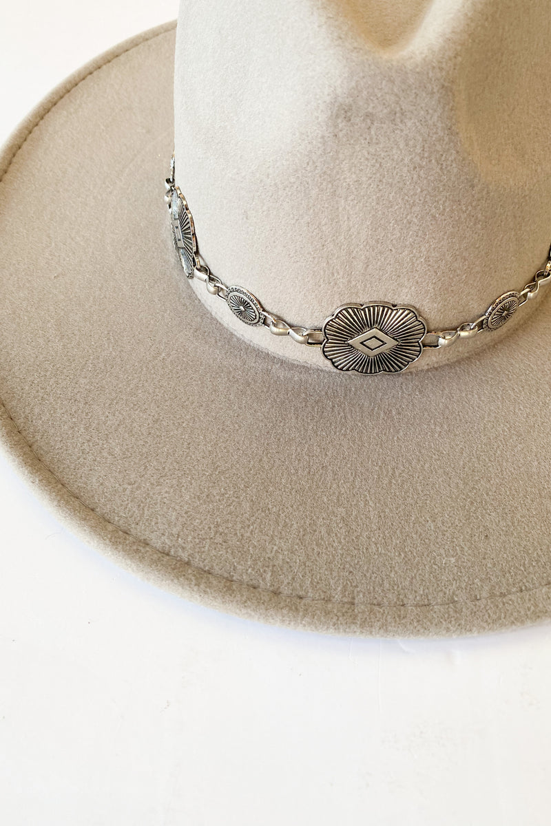 mode, traveler medallion hat