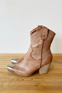 mode, dakota boot