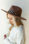 mode, wild feeling trim hat leopard khaki