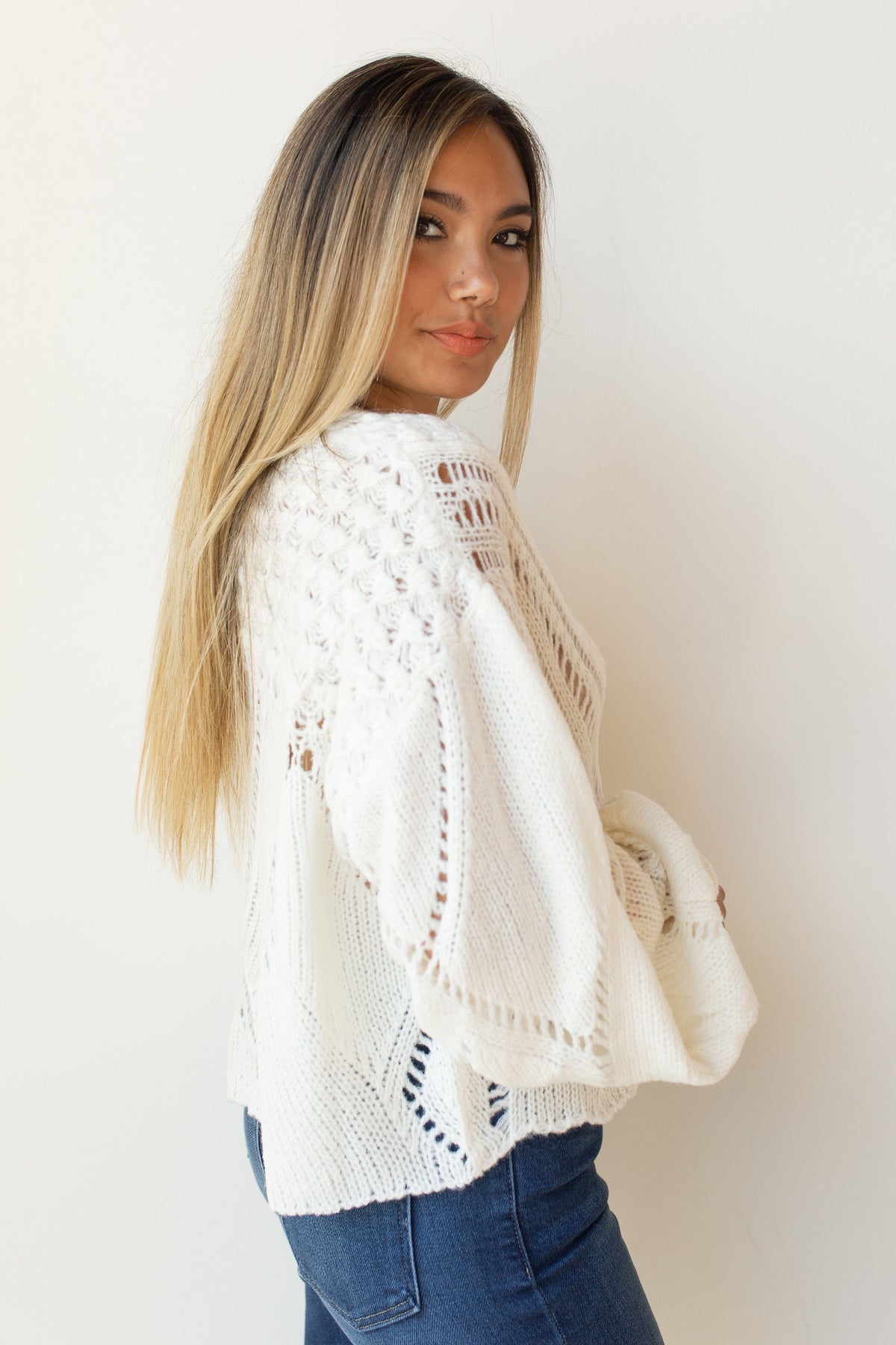 mode, snowball sweater