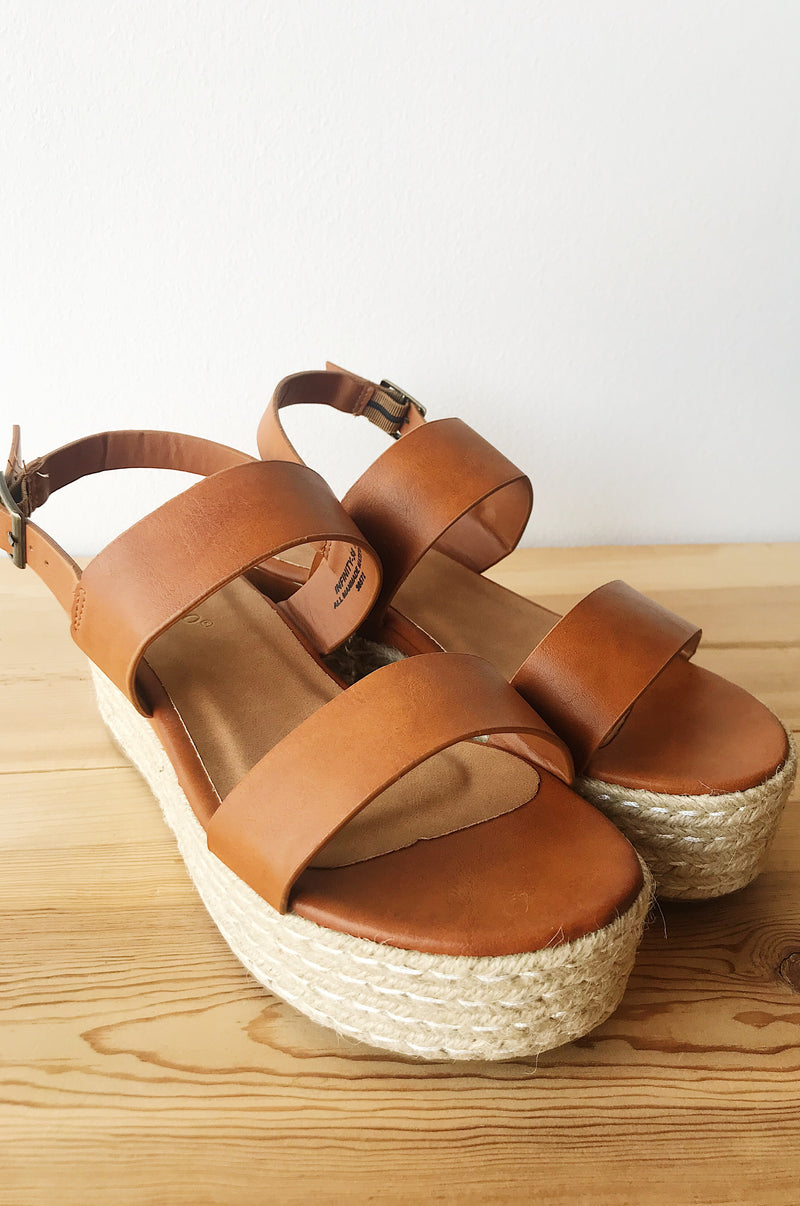 mode, endless hope platform sandal