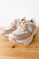 mode, live colorful sneaker