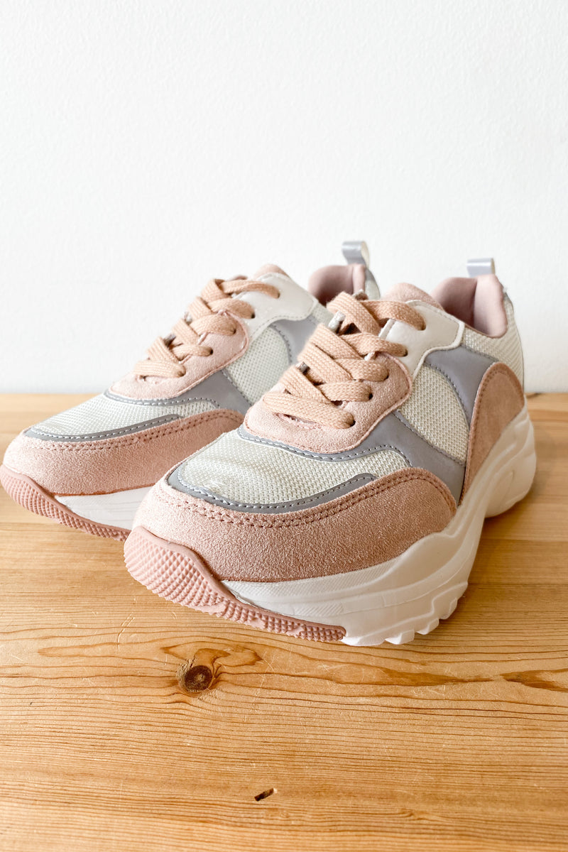 mode, live colorful sneaker