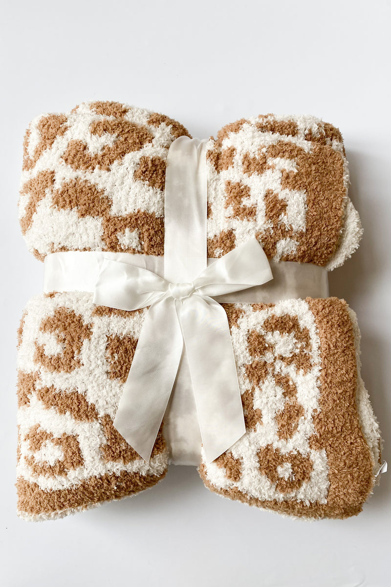 mode, animal print blanket