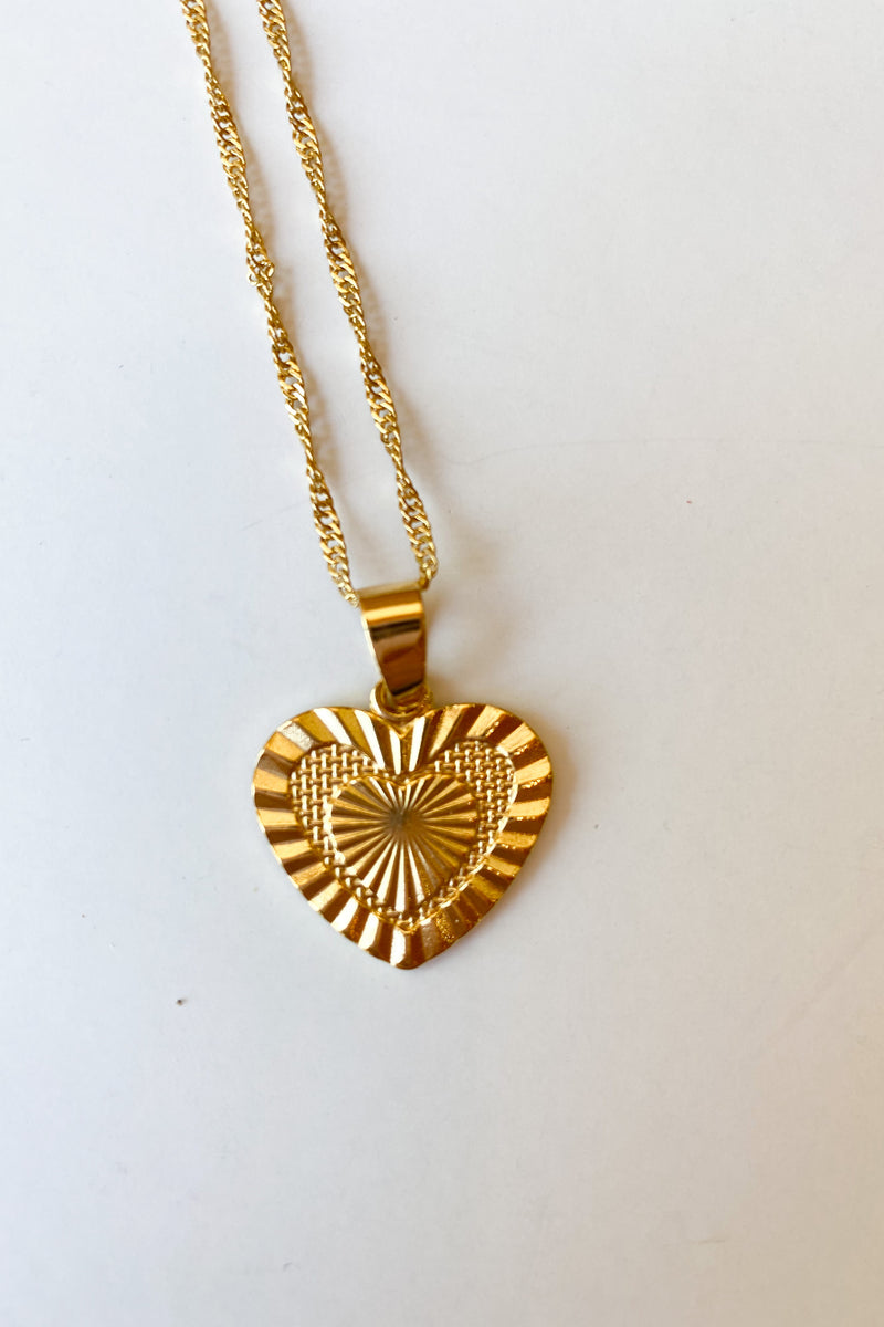 mode, sacred heart necklace
