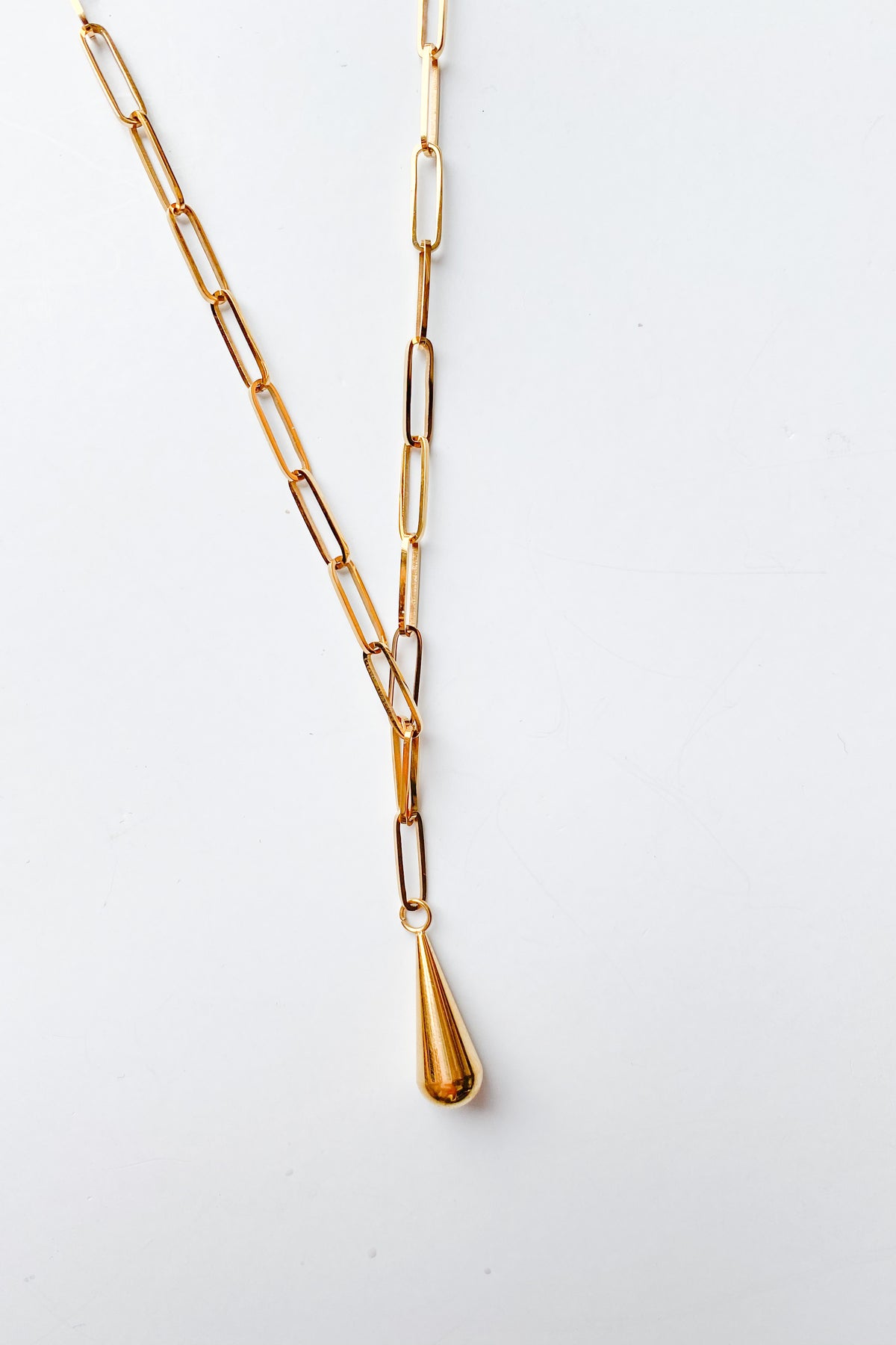 mode, new york drop lariat