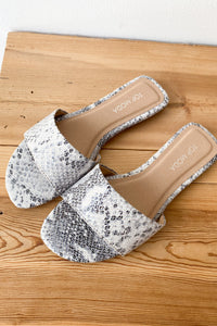 mode, count me in sandal