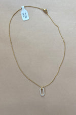 mode, uma shimmer necklace