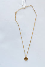 mode, golden necklace