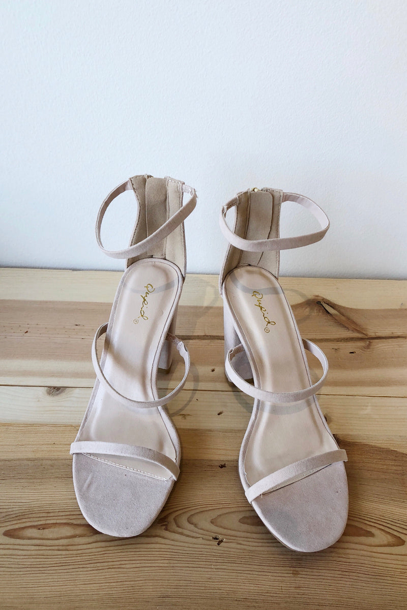 mode, sociable heels