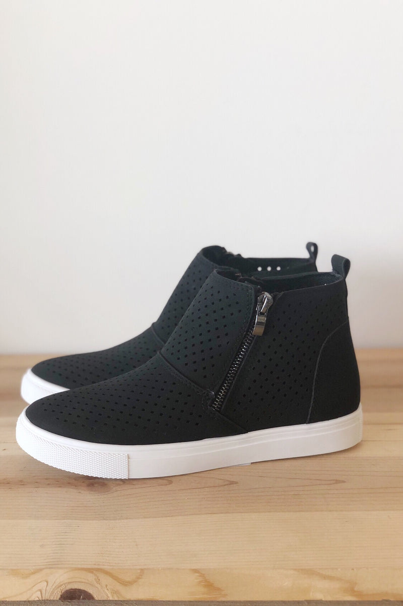 mode, room to breathe high top sneaker