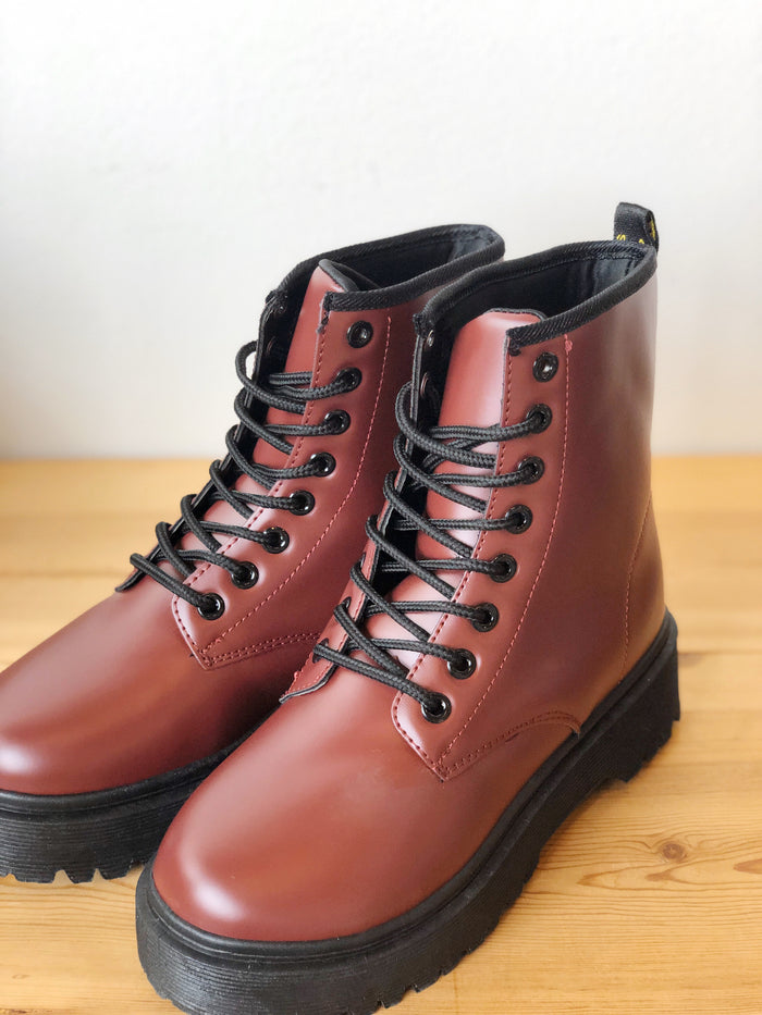 mode, passionate chunky boot