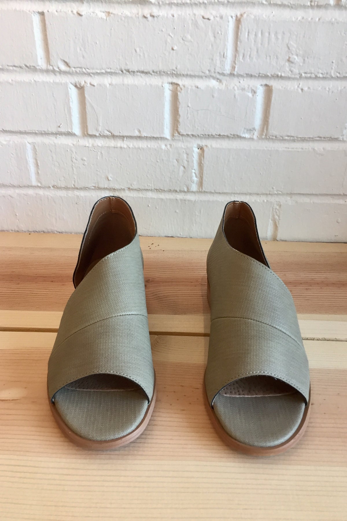 mode, Harlin cutout shoe