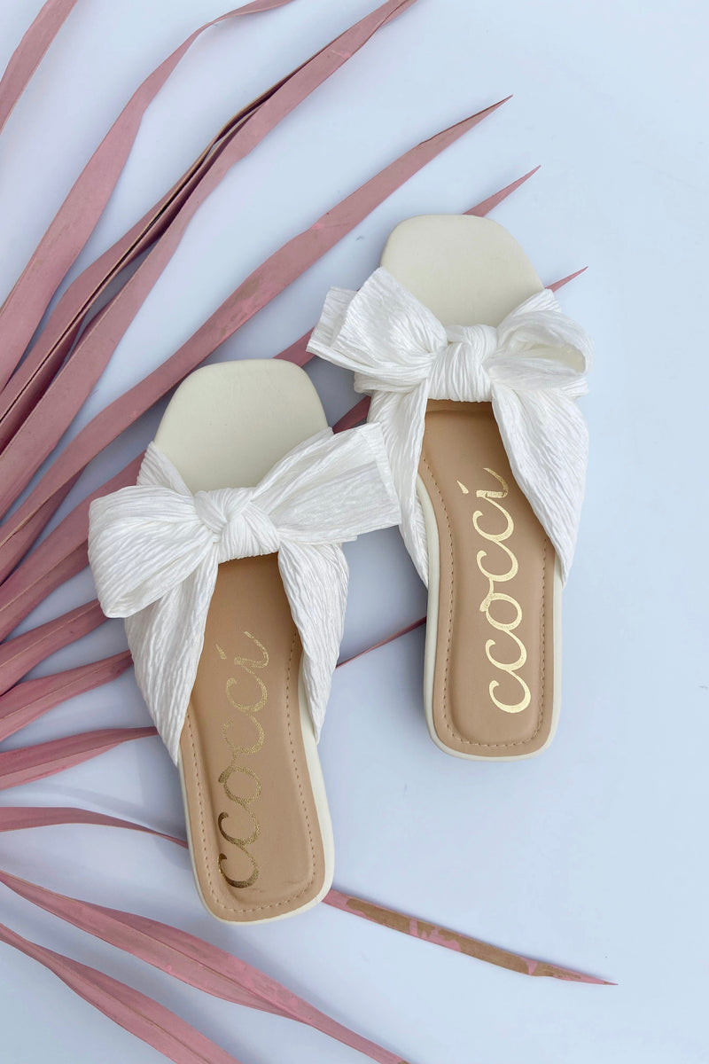 mode, reed sandals