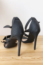 mode, triple threat buckle heel