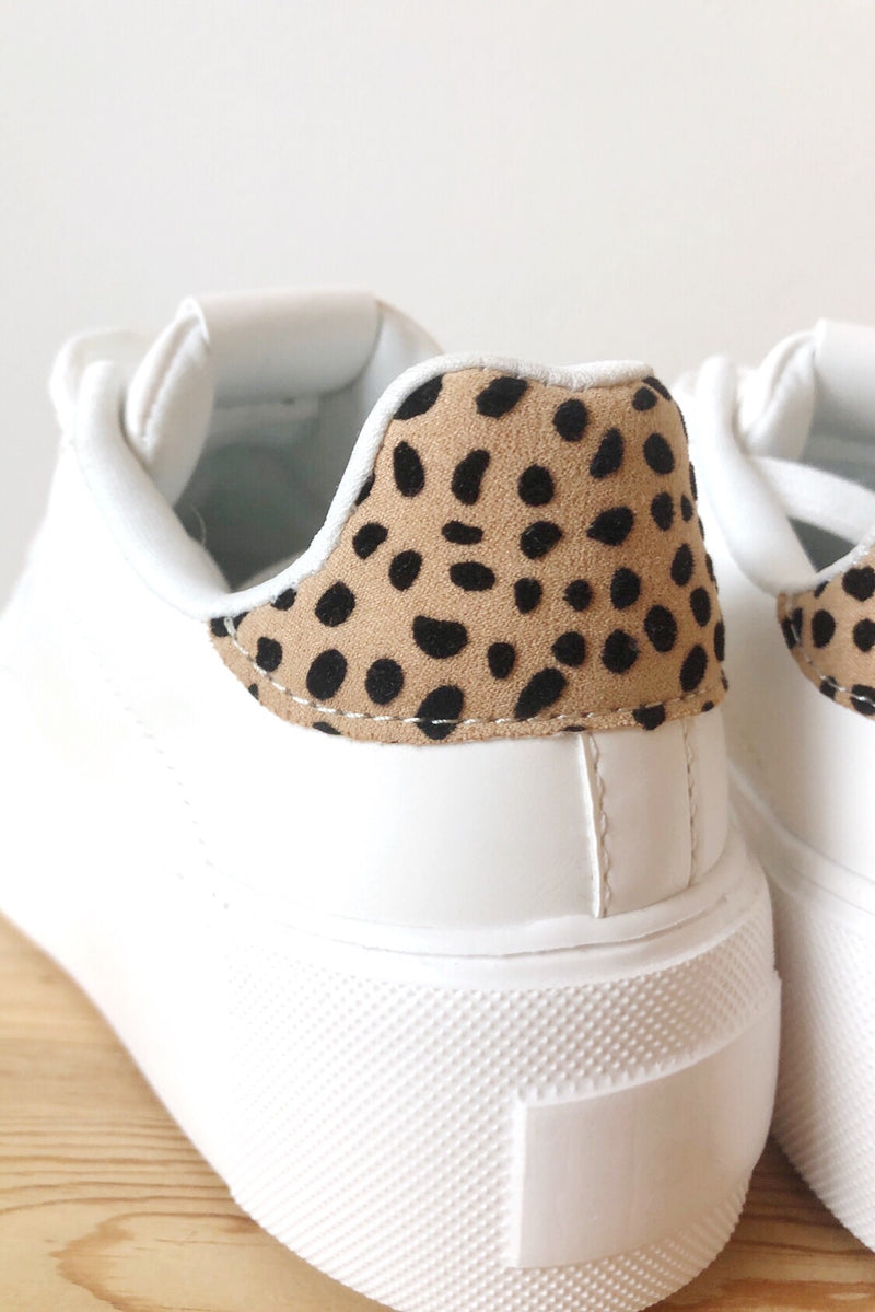 mode, enlighten me sneaker