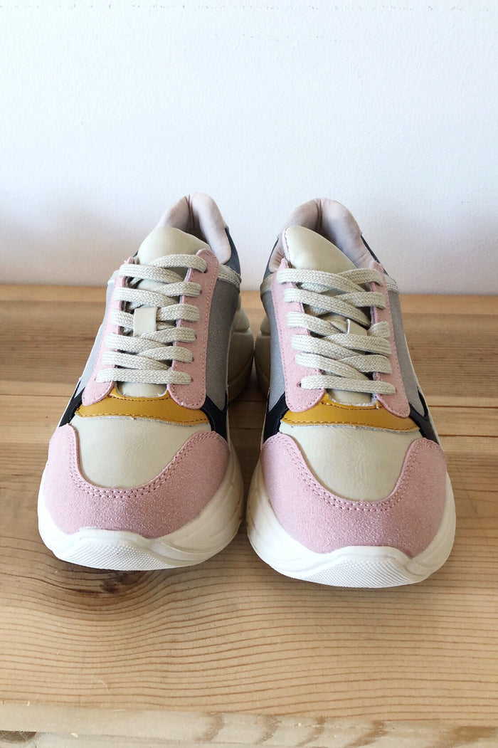 mode, Madeline sneaker