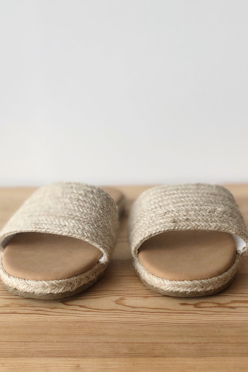 mode, I know we'll make it woven sandal