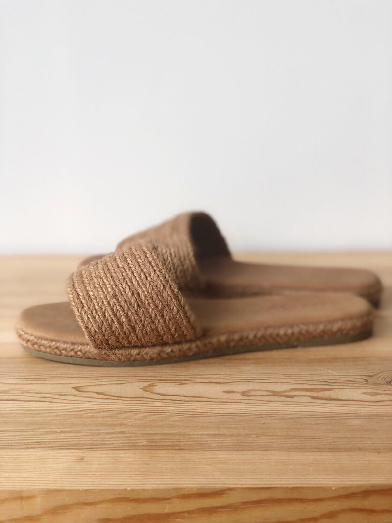mode, I know we'll make it woven sandal