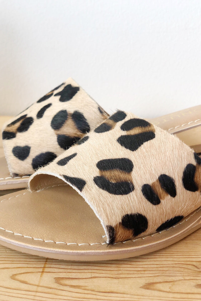 mode, slide up next to me sandal