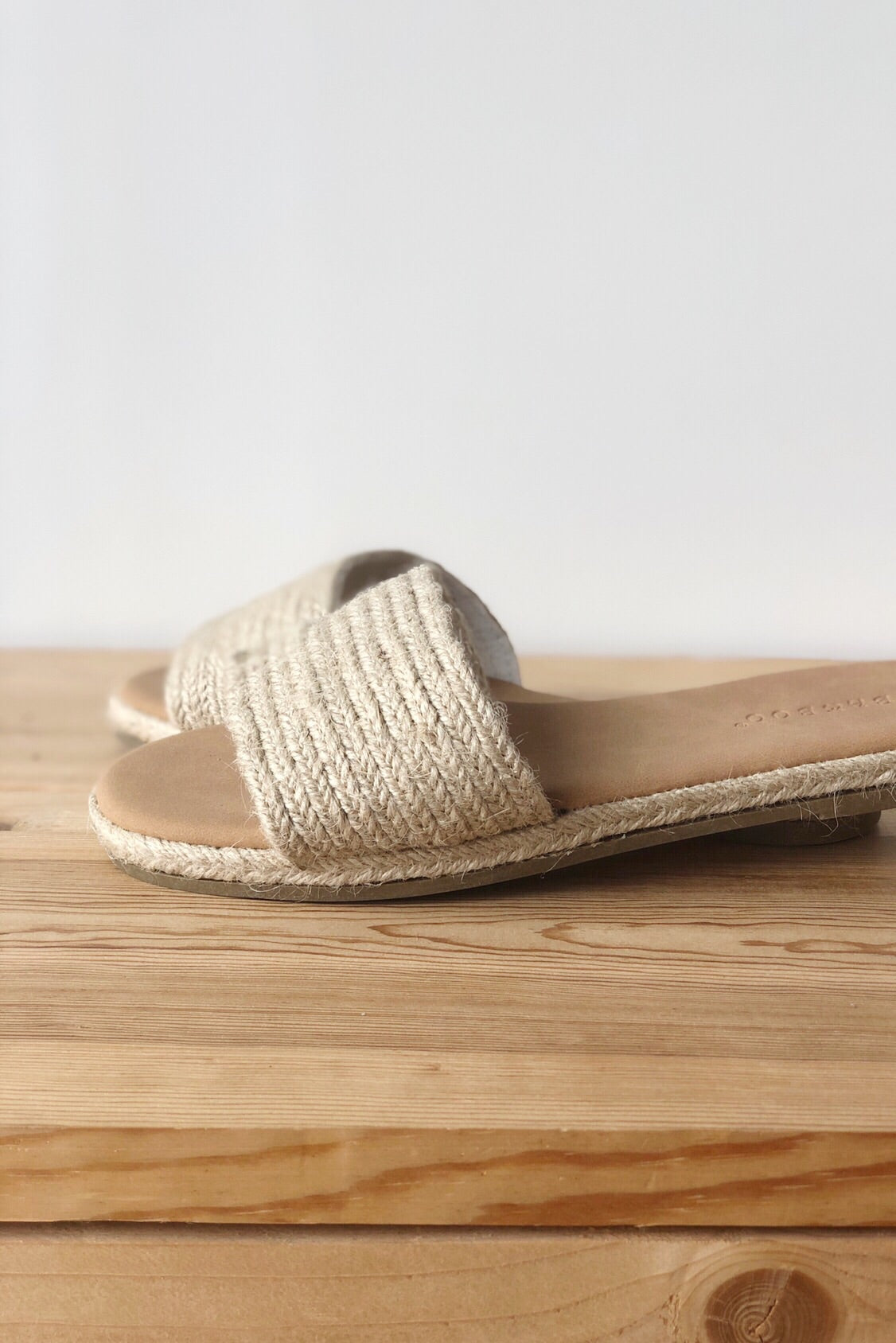 mode, I know we'll make it woven sandal