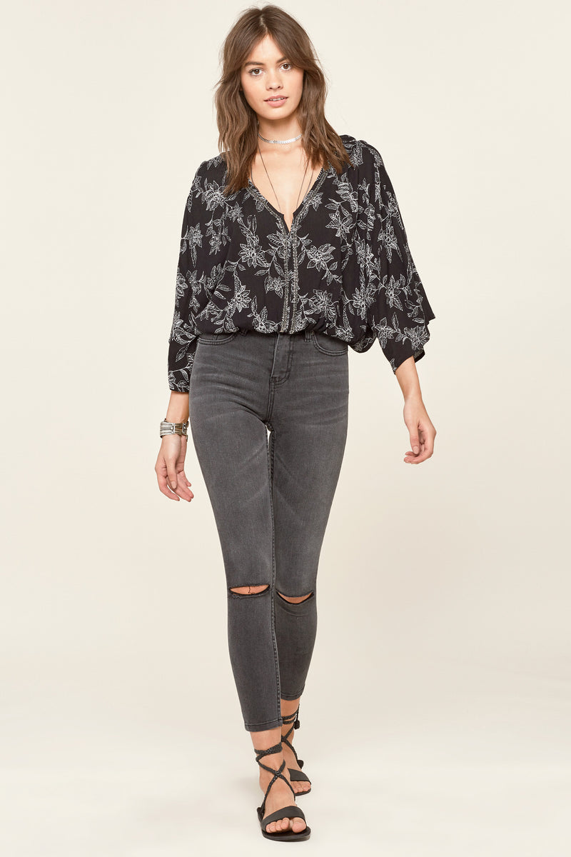 mode, moon dancer woven top