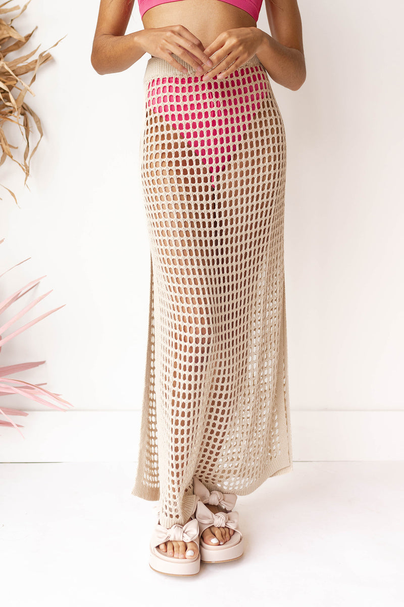 mode, crochet knit skirt