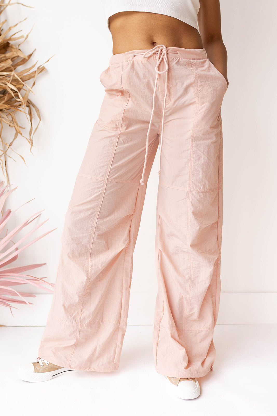 mode, work to play cargo pants