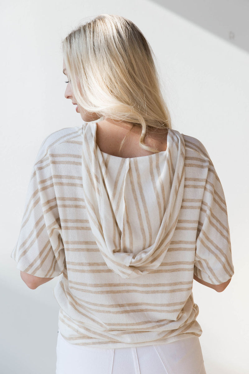 mode, in a knot tie top