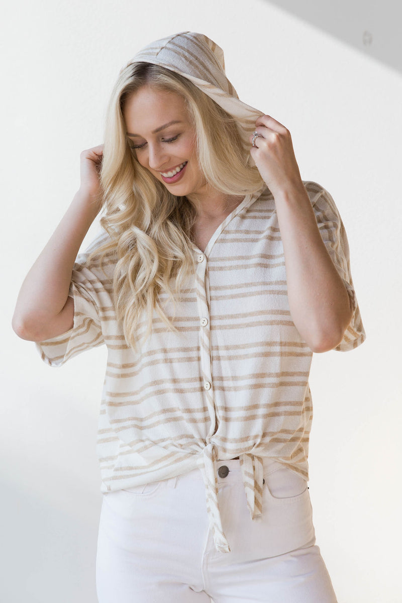 mode, in a knot tie top