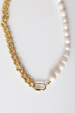mode, lady like pearl necklace