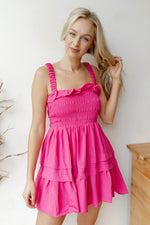 mode, smocked ruffle dress