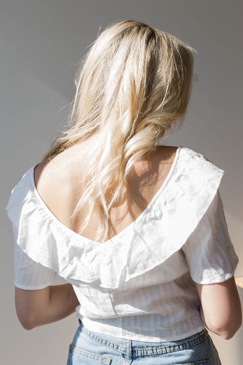 mode, frilled crop blouse