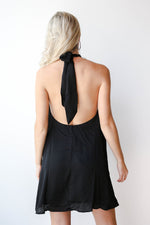 mode, low back halter dress