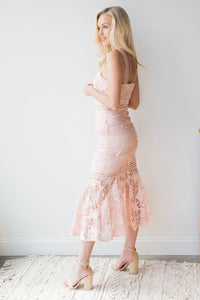 mode, mermaid lace dress