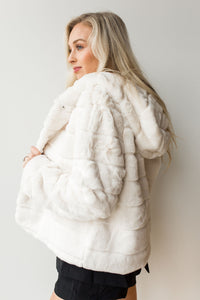 mode, hooded fur jacket