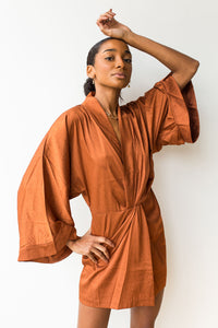 Satin kimono sleeve dress mode Satin kimono sleeve dress mode