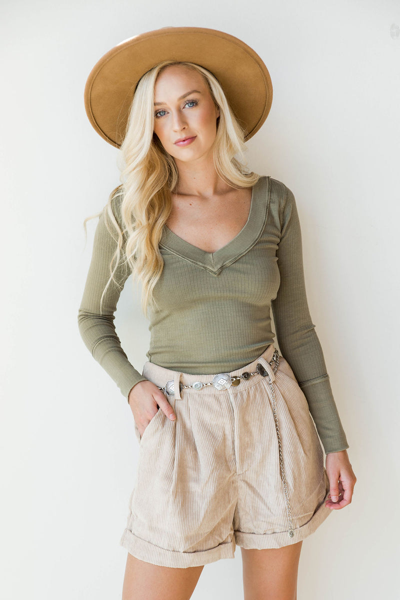 mode, kahlo short
