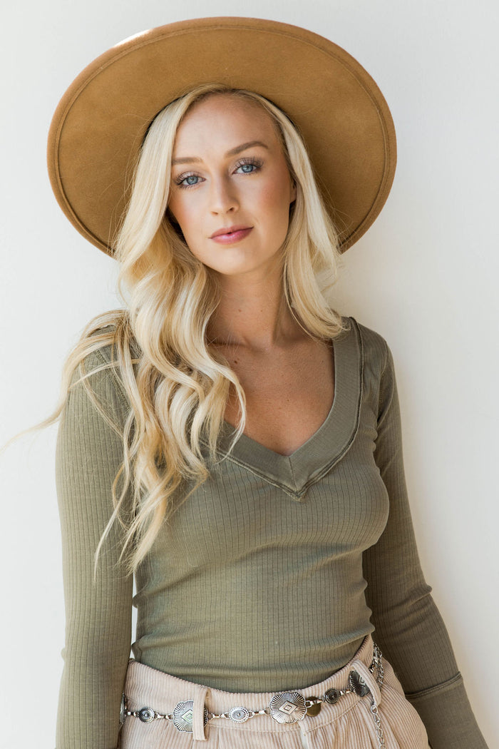 mode, lily layering top