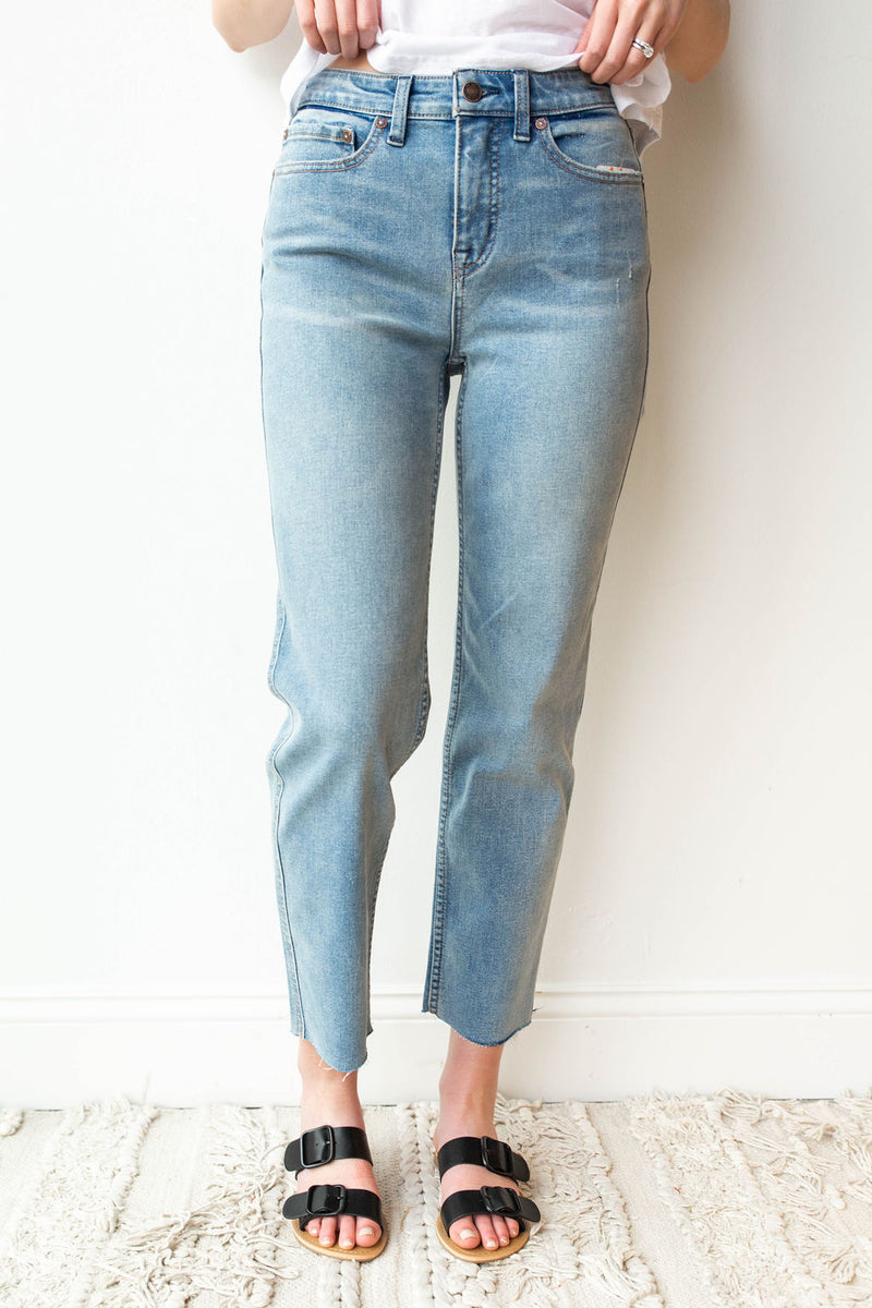 mode, crvy high rise vintage jeans